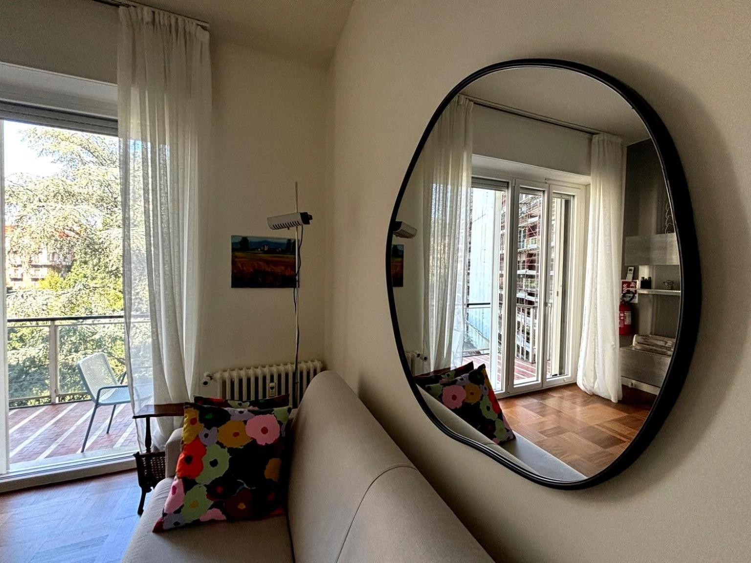 La Bella Milano-Les Nubles Sabotino Apartment Luaran gambar
